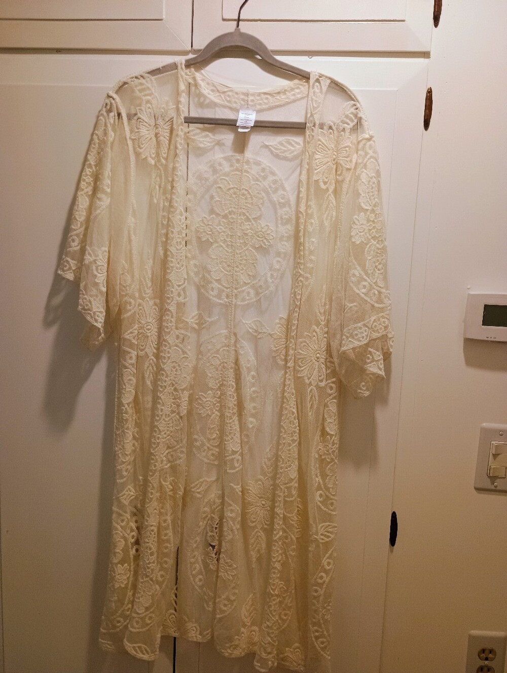 NWT Sheer Lace Embroidered Duster Kimono Coverup Layering Piece Cream Boho